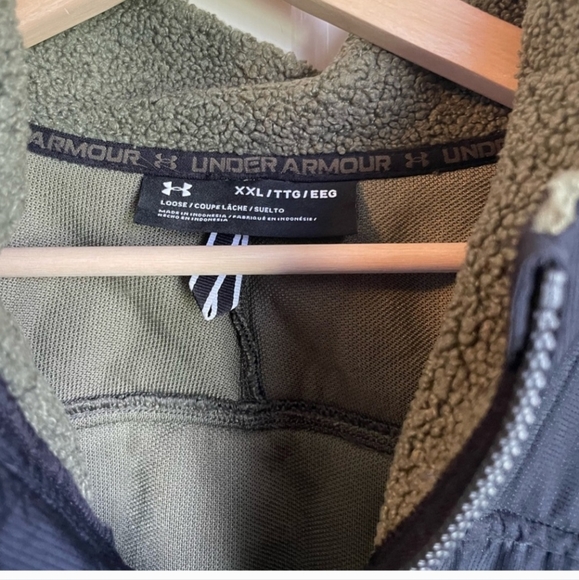 Under Armor jacket - Picture 3 of 4